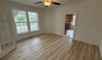 822 Chestnut St, Camden, SC 29020