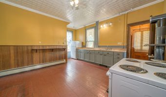 31 Franklin St, Belfast, ME 04915