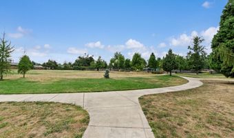 5094 DAISY St, Springfield, OR 97478