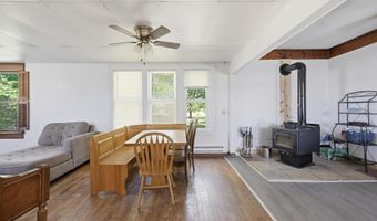 686 Weeks Ave, Asbury, MO 64832