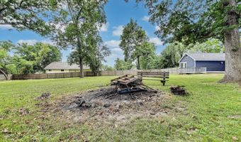 43173 N Lake Ave, Antioch, IL 60002