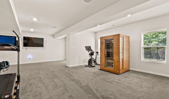 307 WINGFOOT Ct, Accokeek, MD 20607