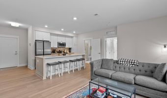 43795 TRANSIT Sq 107, Ashburn, VA 20147