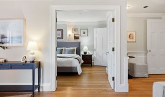 334 Beacon St 10, Boston, MA 02116