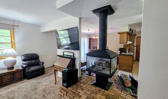 6114 Edinburg St, Bel Aire, KS 67220