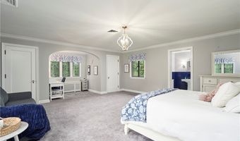47 S Wheaton Rd, Akron, OH 44313