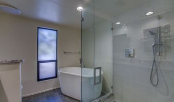 1049 N BOULDER Dr, Carefree, AZ 85377