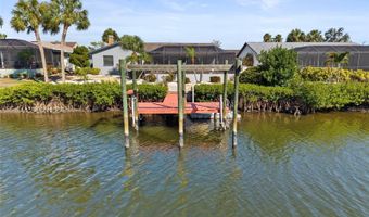 921 BIRDIE Way, Apollo Beach, FL 33572