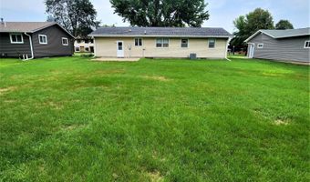 1800 E Maple St, Algona, IA 50511