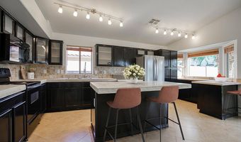 2253 E KEMPTON Rd, Chandler, AZ 85225