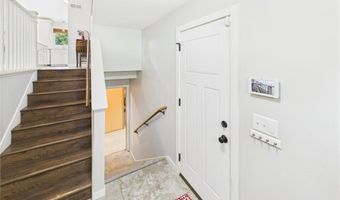 15726 Parkwood Cir, Avon, MN 56310