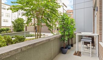 925 FAIRFAX St N 102, Alexandria, VA 22314