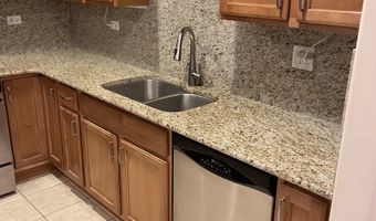 1210 N Foxdale Dr 109, Addison, IL 60101