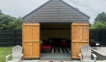 4 Trueworthy Ave, Augusta, ME 04330