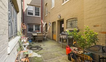 410 15TH St NE 22, Washington, DC 20002