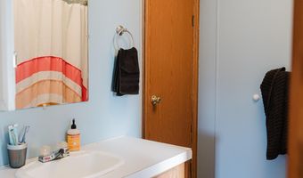 21228 Lawrence 2230, Aurora, MO 65605