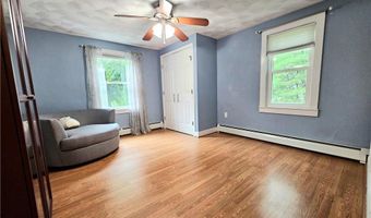 61 Abbotts Crossing Rd, Coventry, RI 02816