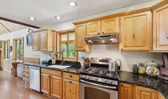 82 White Mountain Ln, Alberton, MT 59820