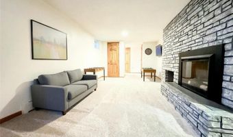 14633 7th Ave NW, Andover, MN 55304