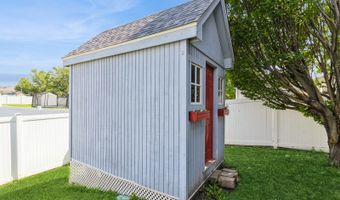 221 19th St SW, Altoona, IA 50009