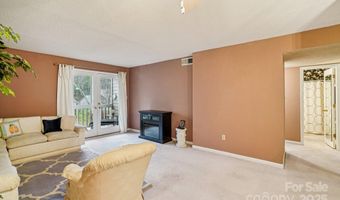 2 Creekside Ln, Asheville, NC 28803