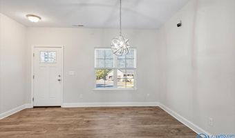 314 Creekside Dr, Albertville, AL 35950