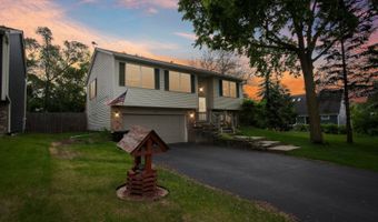 40511 N Minena St, Antioch, IL 60002