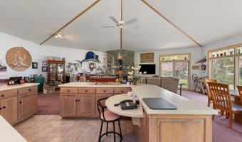 1 Mayhew Tpke, Bridgewater, NH 03222