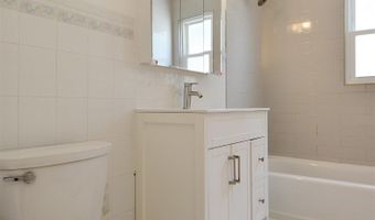 34 W 7TH St, Bayonne, NJ 07002
