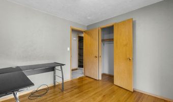 2700 N LILLIAN Ct, Appleton, WI 54911