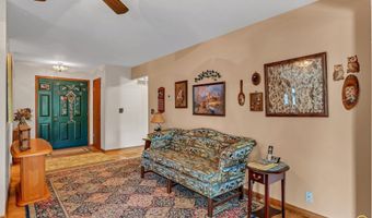 8324 SW Indian Hills Rd, Auburn, KS 66402