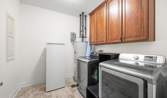 1915 TOWNE CENTRE Blvd #306, Annapolis, MD 21401