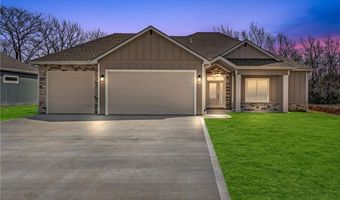 318 Rockers Dr, Baldwin City, KS 66006