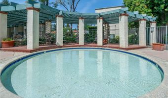 5700 Etiwanda Ave 252, Los Angeles, CA 91356