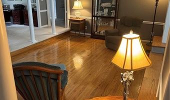 121 Fescue Dr, Advance, NC 27006