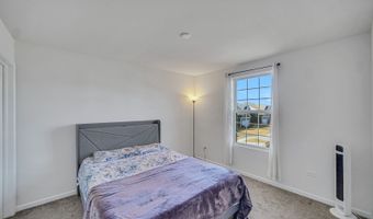 2111 Schmitt Cir, Algonquin, IL 60102
