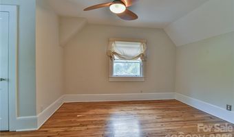 64 Arthur Rd, Asheville, NC 28806