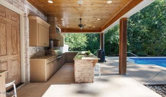132 Sage Hill Rd, Brandon, MS 39042