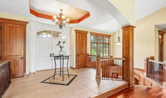 25173 Pin Oak Dr, Adel, IA 50003