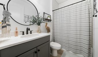 5435 SILVER SUN Dr, Apollo Beach, FL 33572