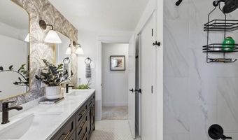 61211 Mount Vista Dr, Bend, OR 97702
