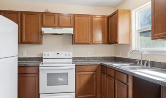 800 STOCKS St, Atlantic Beach, FL 32233