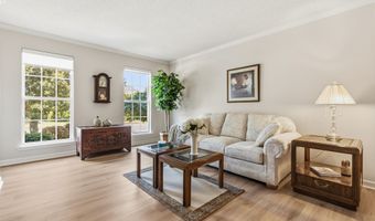 1211 Waterford Green Dr, Apex, NC 27502