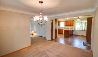 4401 Wedgewood Dr, Alton, IL 62002