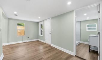 616 LIME St, Auburndale, FL 33823