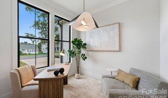 1412 Lyon Ct, Charlotte, NC 28205