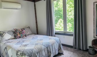 274 E Washington Rd, Bradford, NH 03221