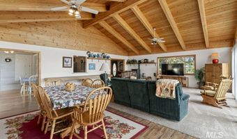 739 S Main St, Cascade, ID 83611