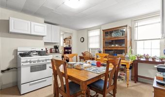134 Duke St, East Greenwich, RI 02818