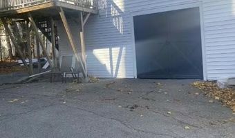 78 High St, Belfast, ME 04915